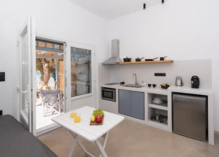 Semesterbostad Opal Wave Milos Provatas